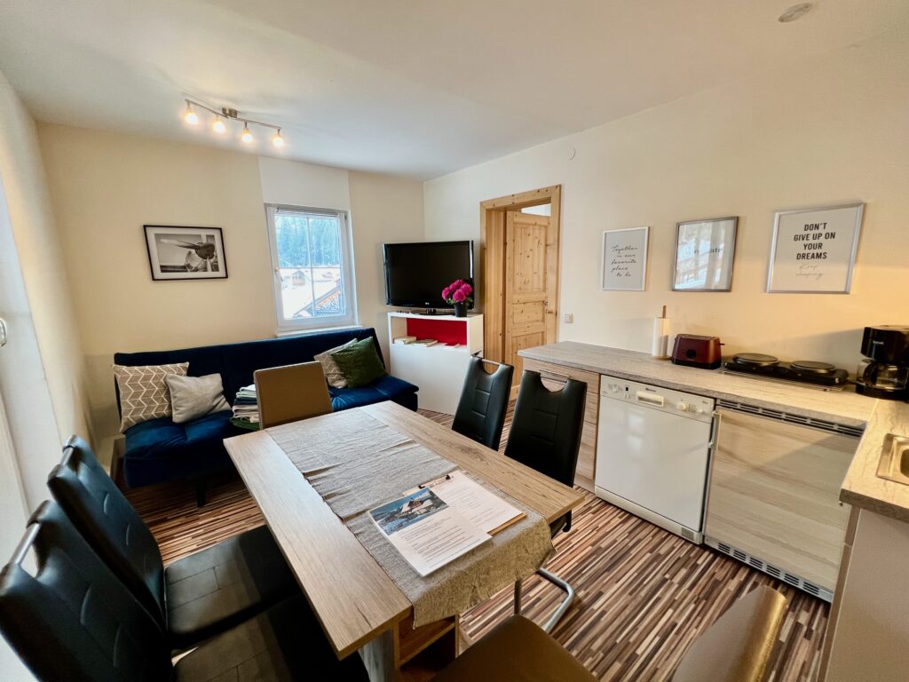 Küchenbereich mit Schlafsof